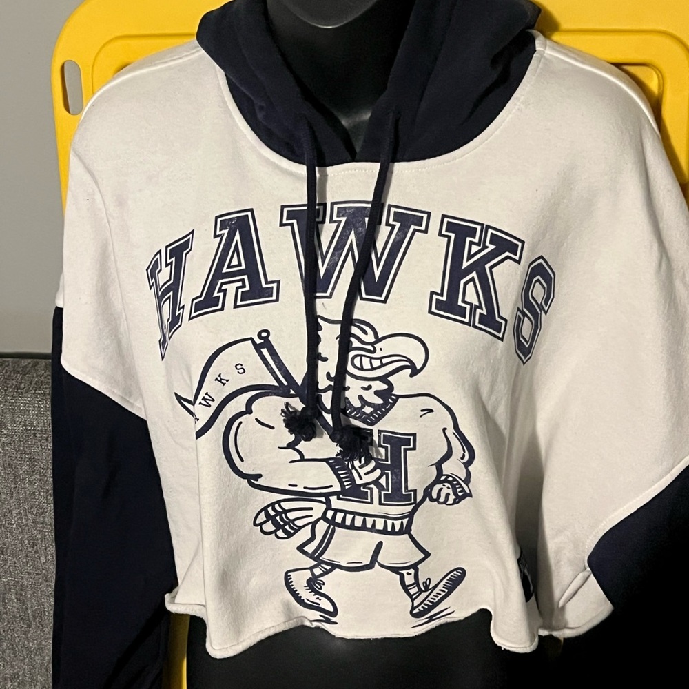 H&M White & Navy Graphic Cropped Hoodie